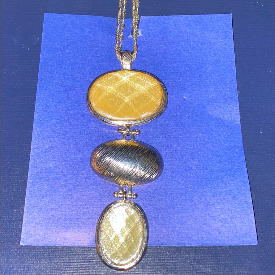 Necklace 10$